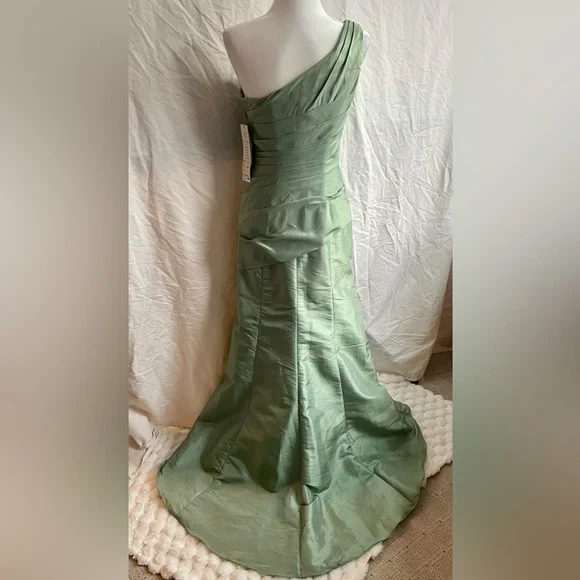 VINTAGE w/ TAGS (90s-00s) Bill Levkoff Formal Bridesmaid Sample Gown - Picture 3 of 13